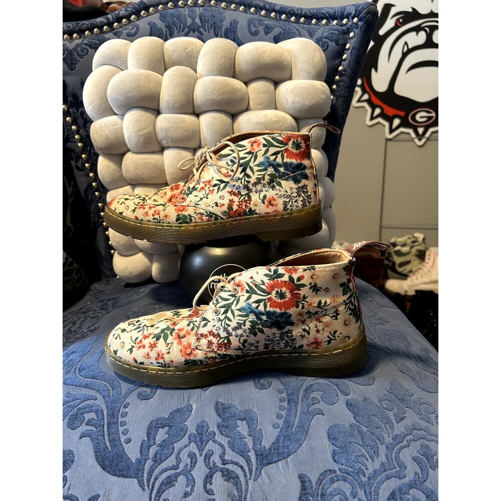 Dr Martens Daytona Cream Floral Canvas size 7/EU 38 - Picture 2 of 6